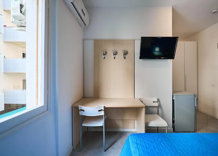 Готель Del Mar Бібіоне