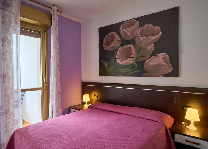 Del Mar Бібіоне