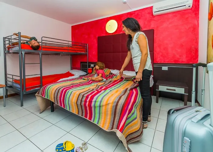 Del Mar 3* بيبيوني